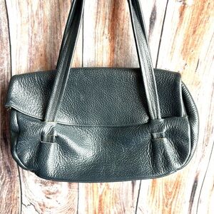 Vintage Elegant Navy Leather Flap Closure Bag